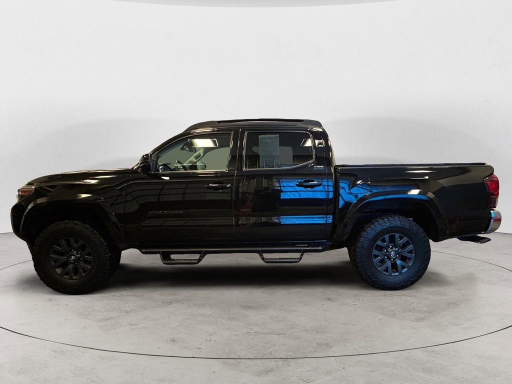 Certified 2023 Toyota Tacoma SR5 image 2