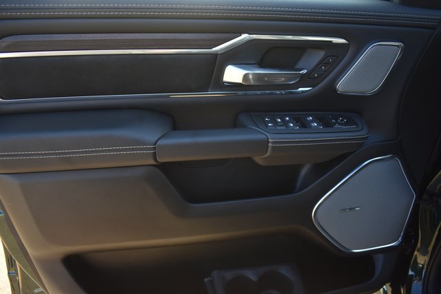 New 2027 RAM 1500 Laramie AWD/4WD image 16