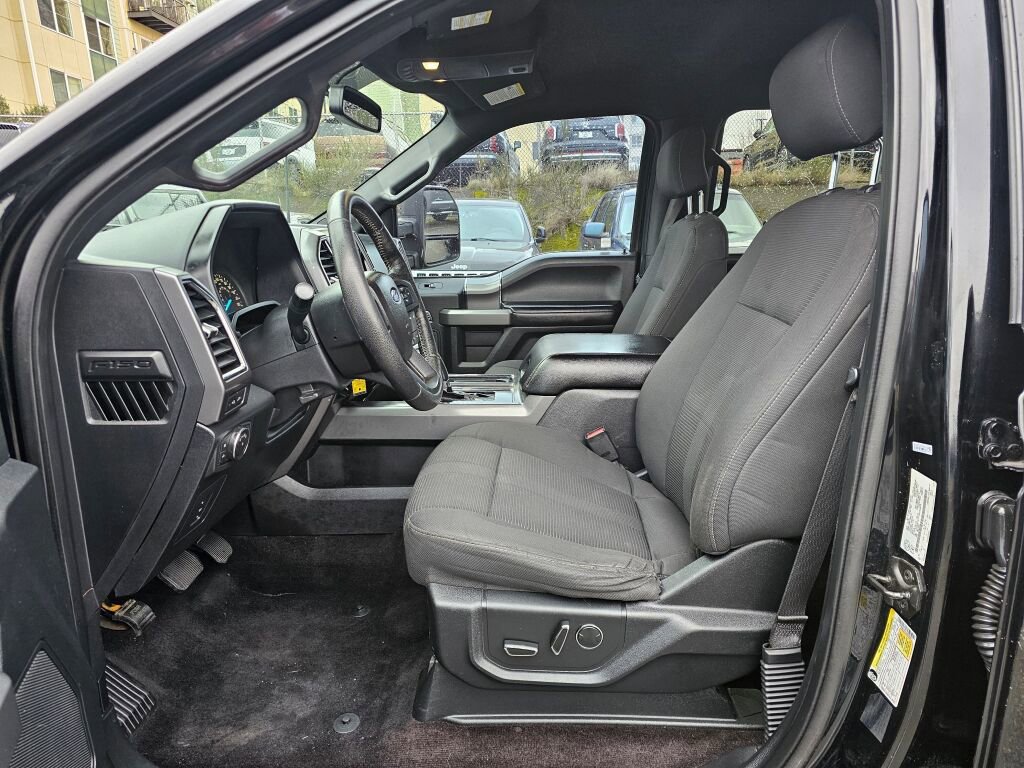 Used 2016 Ford F150 XLT w/ Equipment Group 302A Luxury image 19