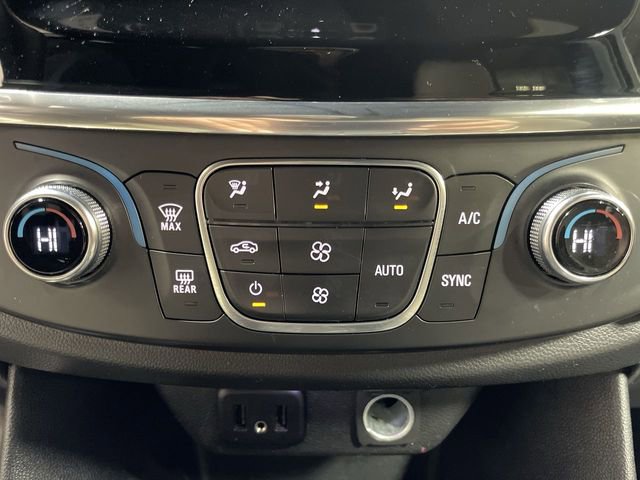 Used 2022 Chevrolet Traverse LS w/ Midnight/Sport Edition FWD image 19