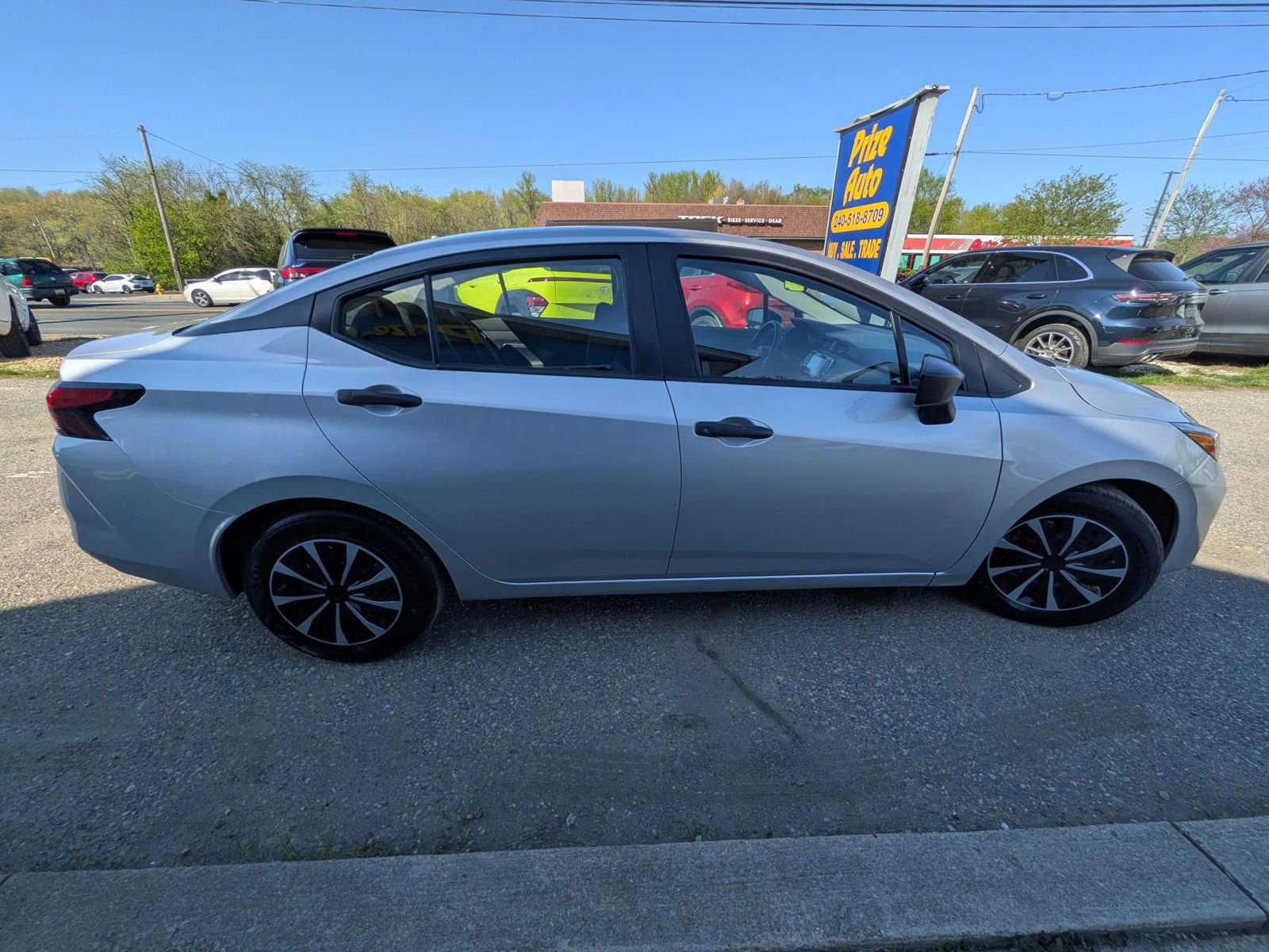 Used 2025 Nissan Versa S image 7