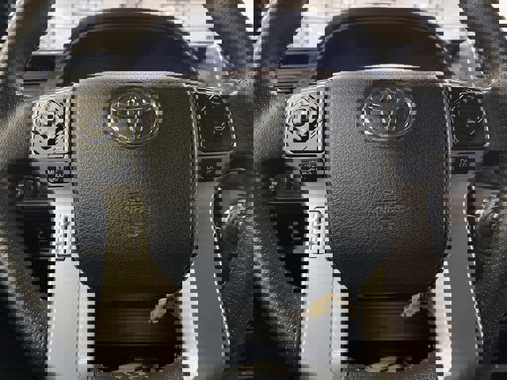 Used 2014 Toyota 4Runner image 14