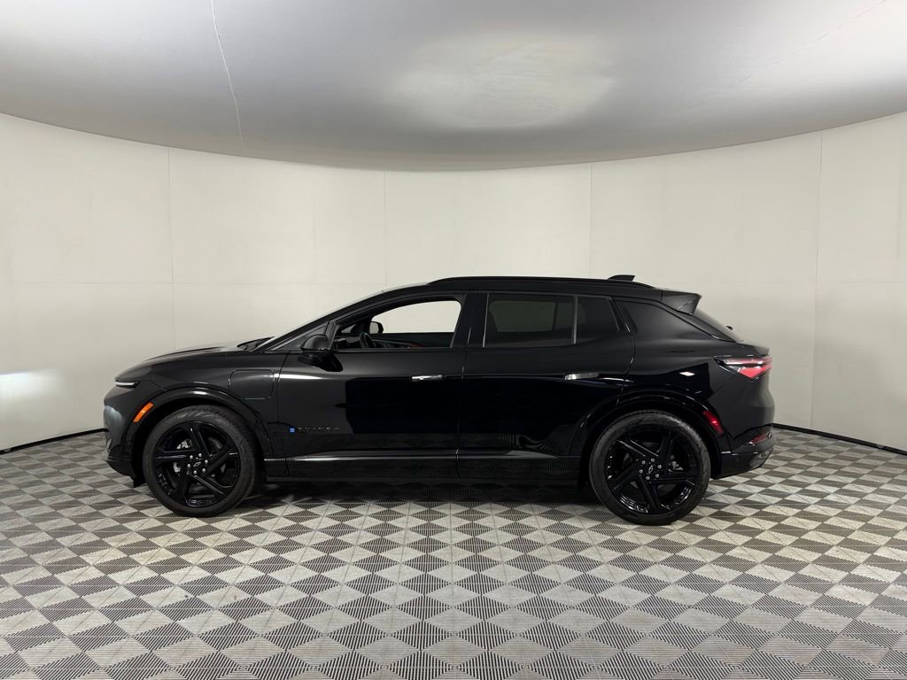 Used 2024 Chevrolet Equinox EV RS image 9