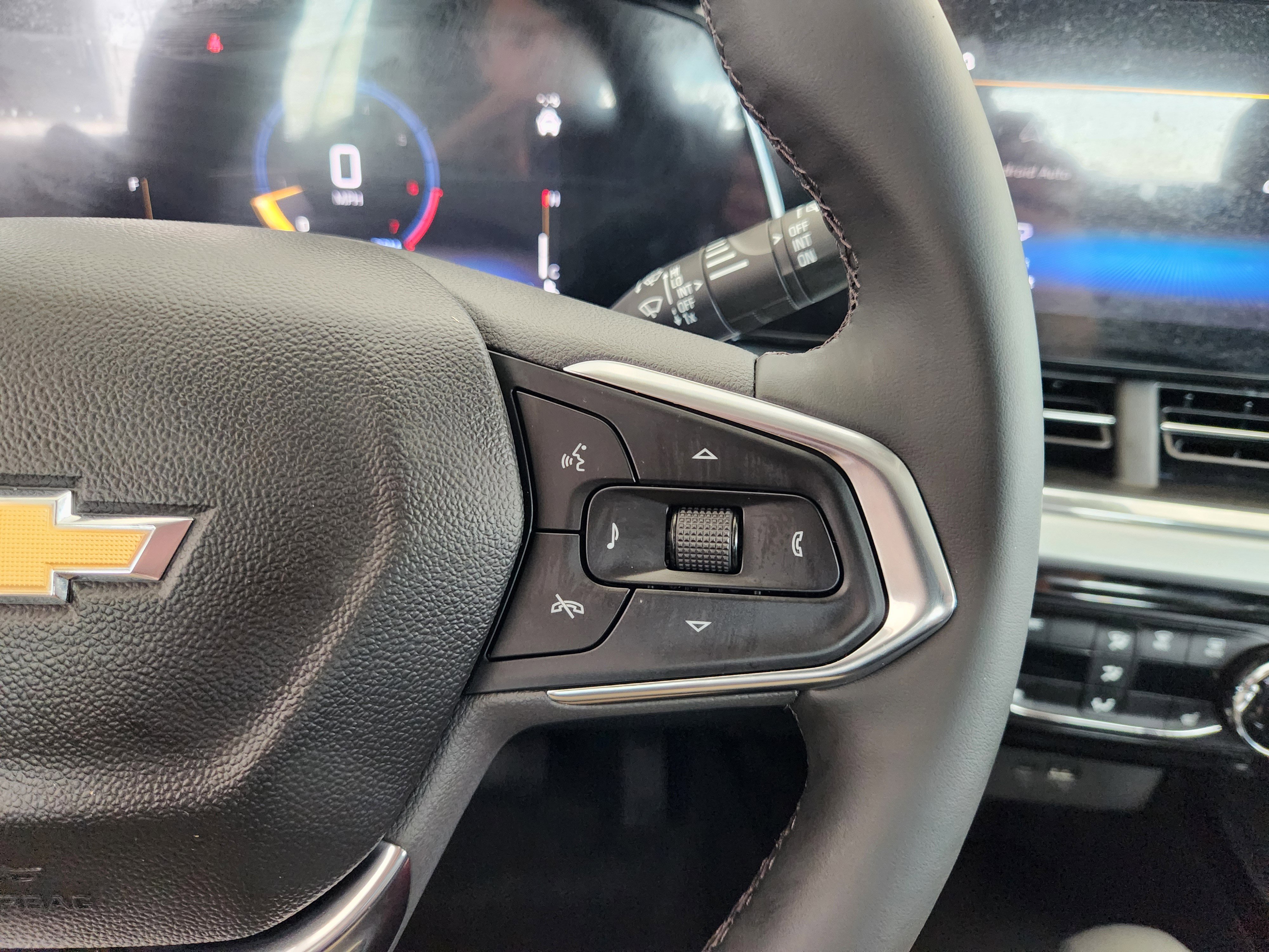 Certified 2026 Chevrolet Trax LT w/ Driver Confidence Package FWD image 30