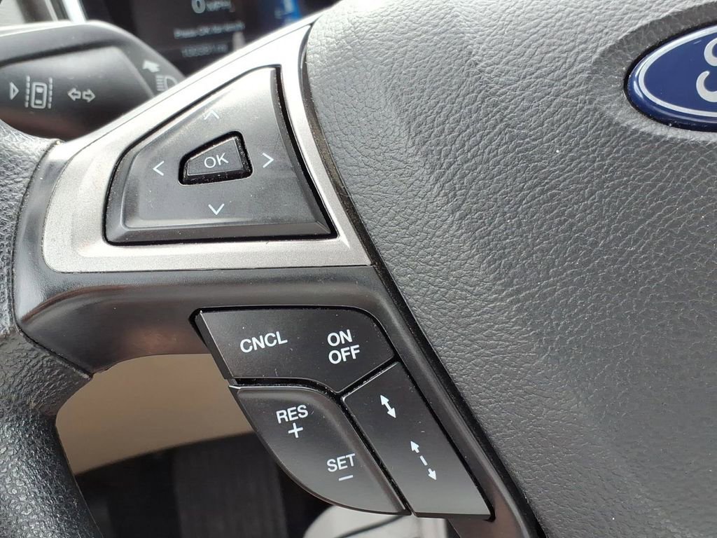 Used 2019 Ford Fusion SE image 24