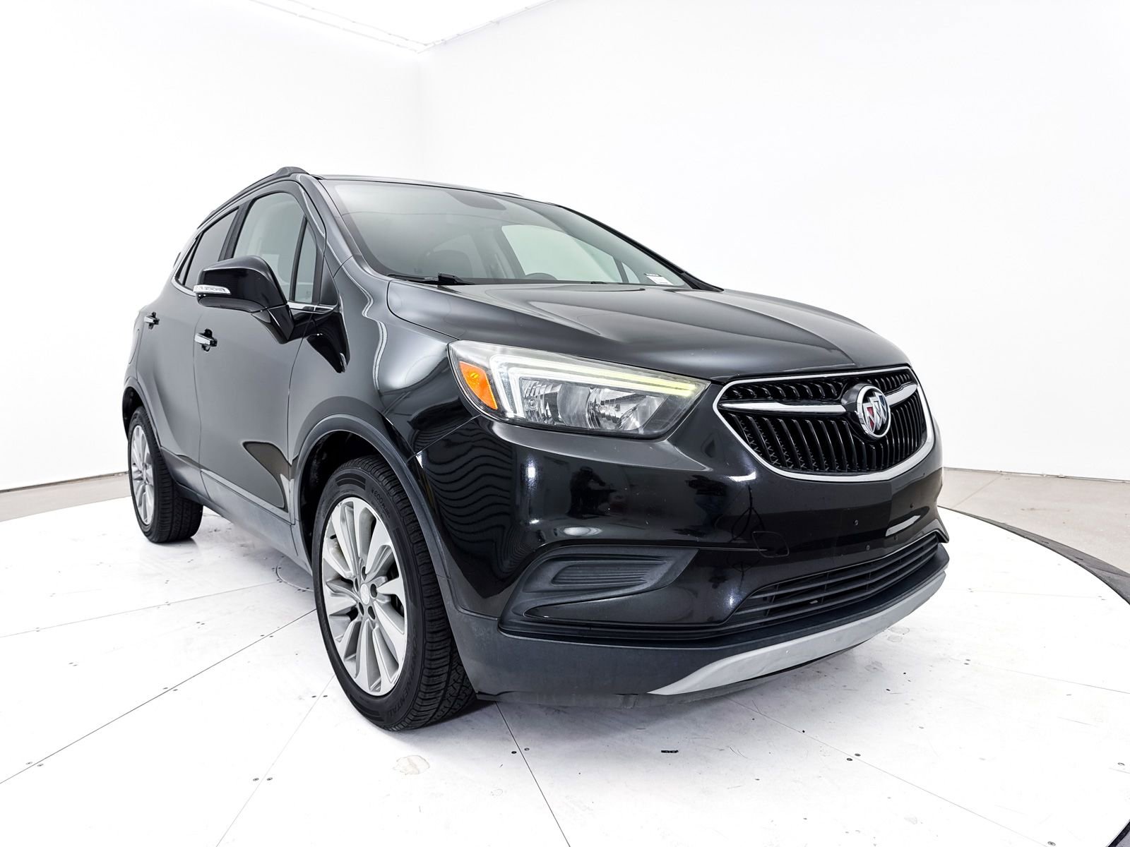 Used 2018 Buick Encore Preferred image 10