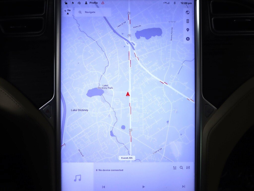 Used 2016 Tesla Model X 75D AWD/4WD image 14