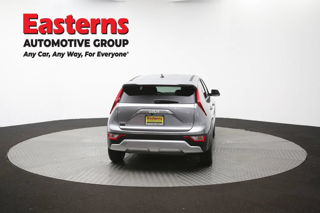 Used 2025 Kia Niro LX FWD image 36