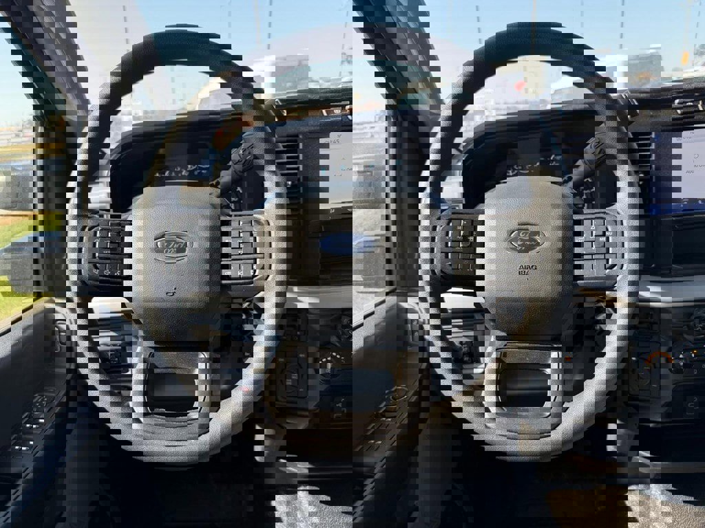 New 2024 Ford F550 4x4 SuperCab Super Duty image 18