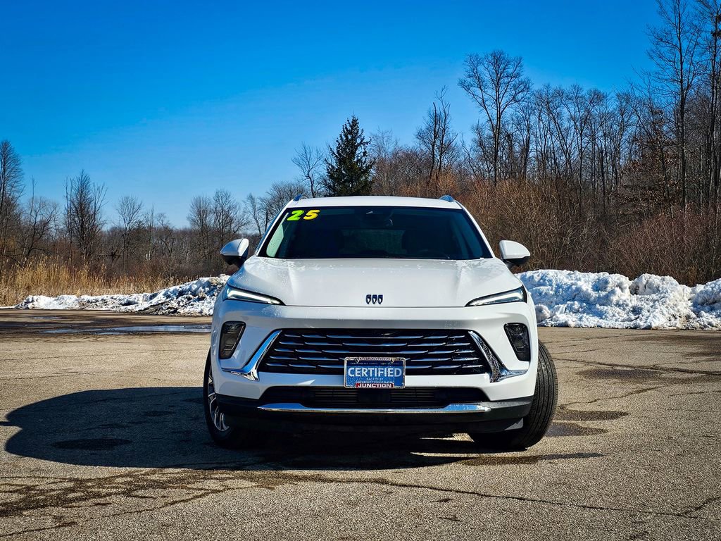 Certified 2025 Buick Envision Preferred image 8