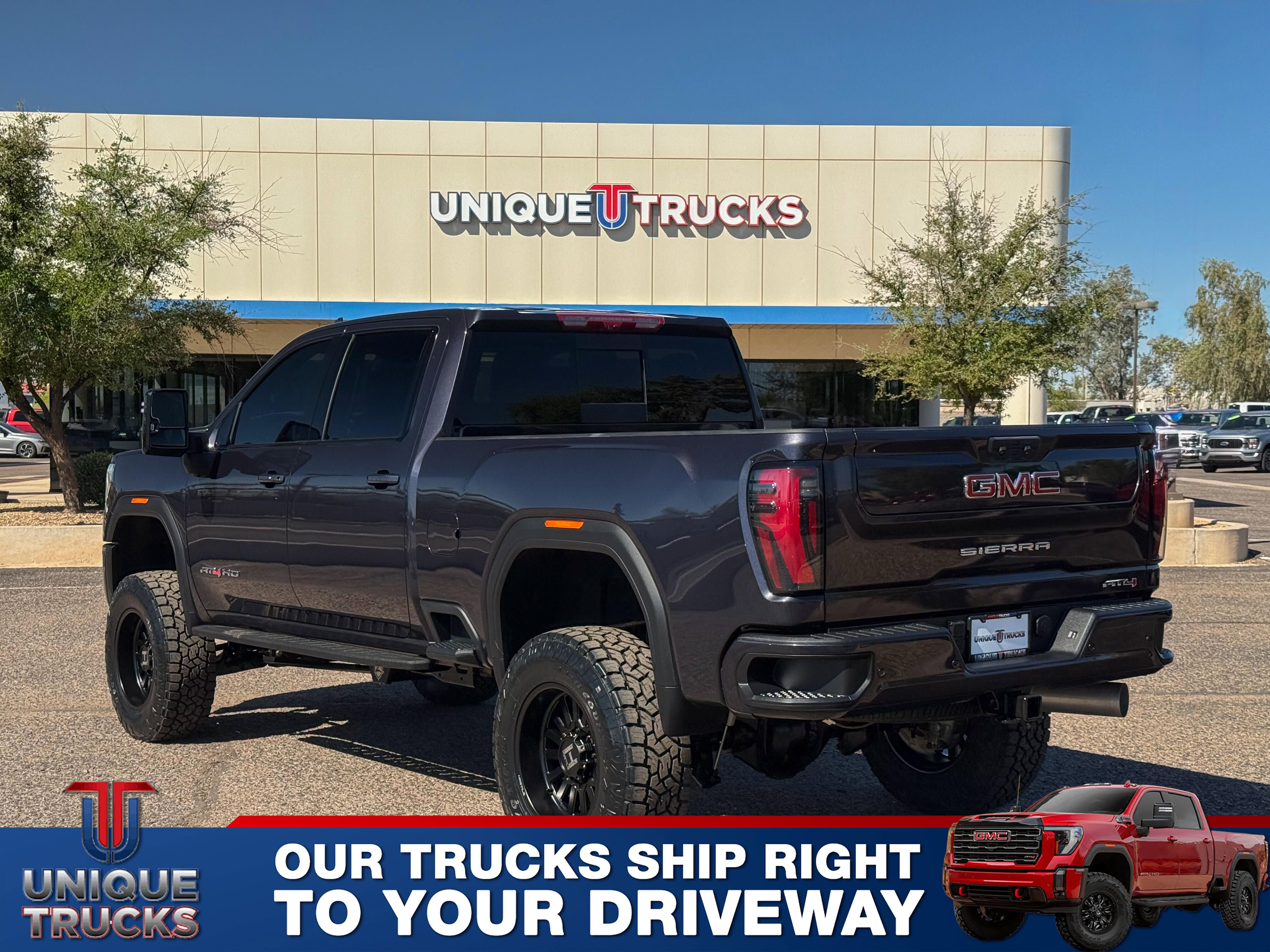 Used 2025 GMC Sierra 2500 AT4 w/ AT4 Premium Plus Package AWD/4WD image 11