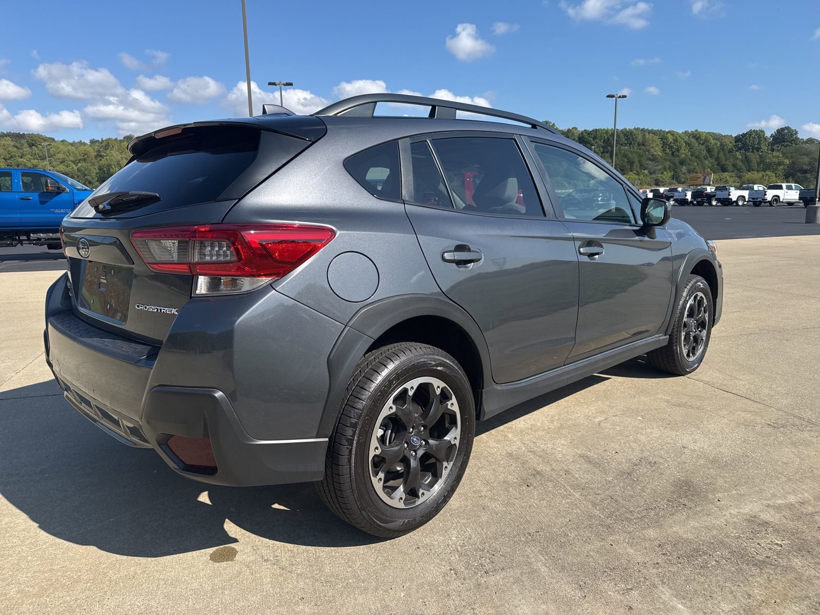 Used 2023 Subaru Crosstrek 2.0i Premium image 4