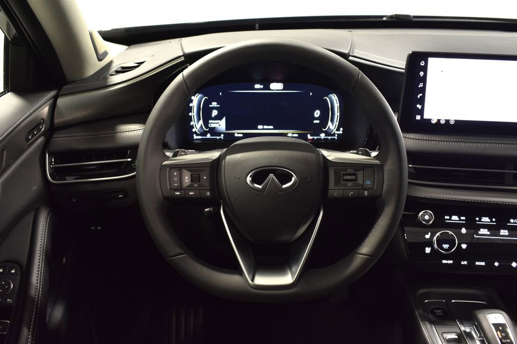 New 2026 INFINITI QX60 Luxe w/ Family Package image 11