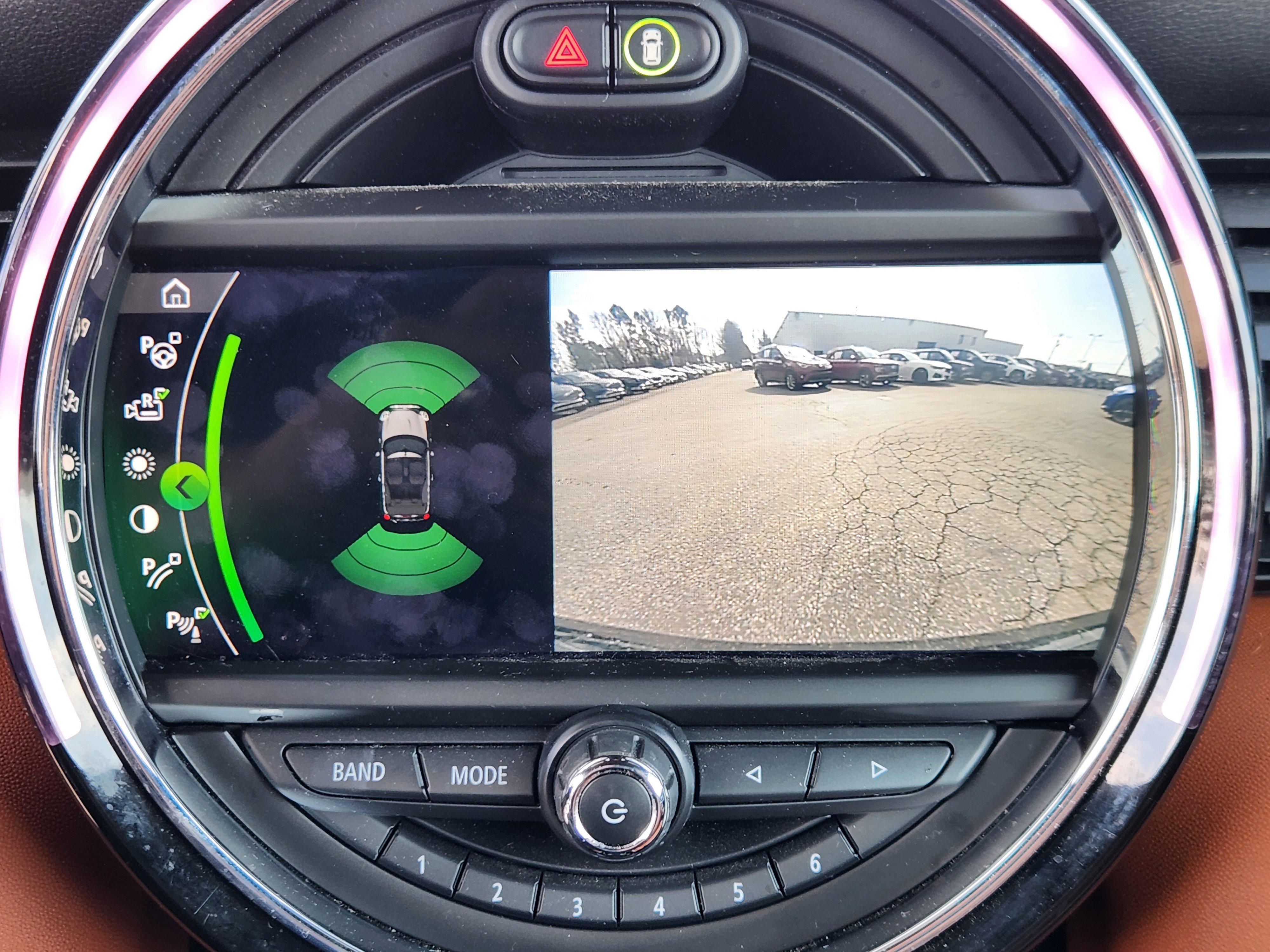 Used 2021 MINI Cooper S w/ Driver Assistance Package image 18