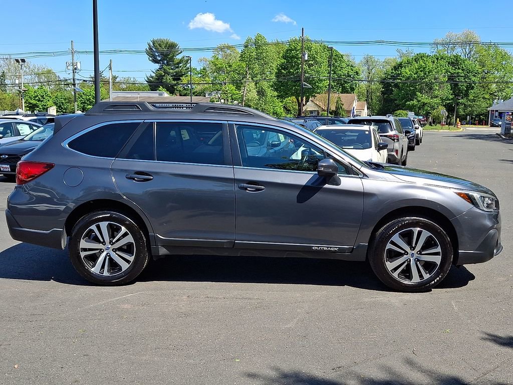 Used 2018 Subaru Outback 2.5i Limited AWD/4WD image 7