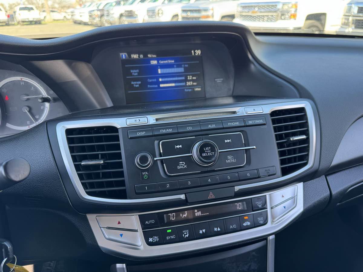 Used 2013 Honda Accord LX image 24