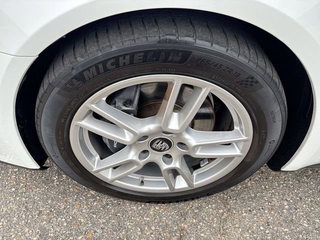 Used 2023 Porsche Panamera Panamera Base image 13