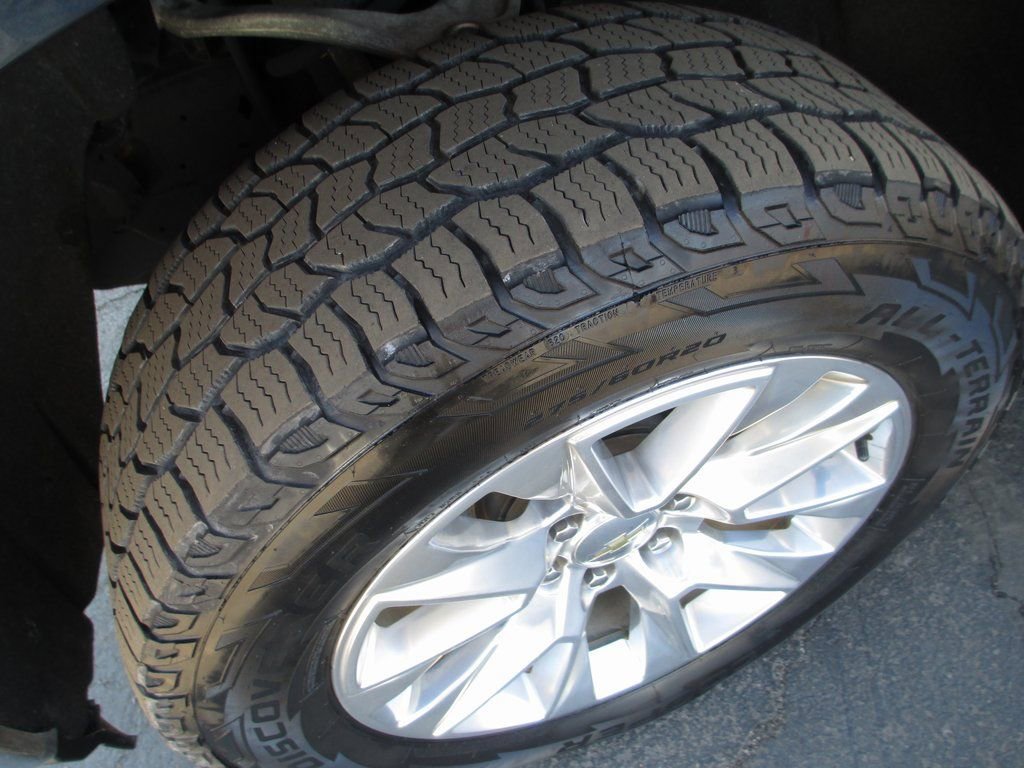 Used 2020 Chevrolet Silverado 1500 LTZ w/ LTZ Premium Package image 11