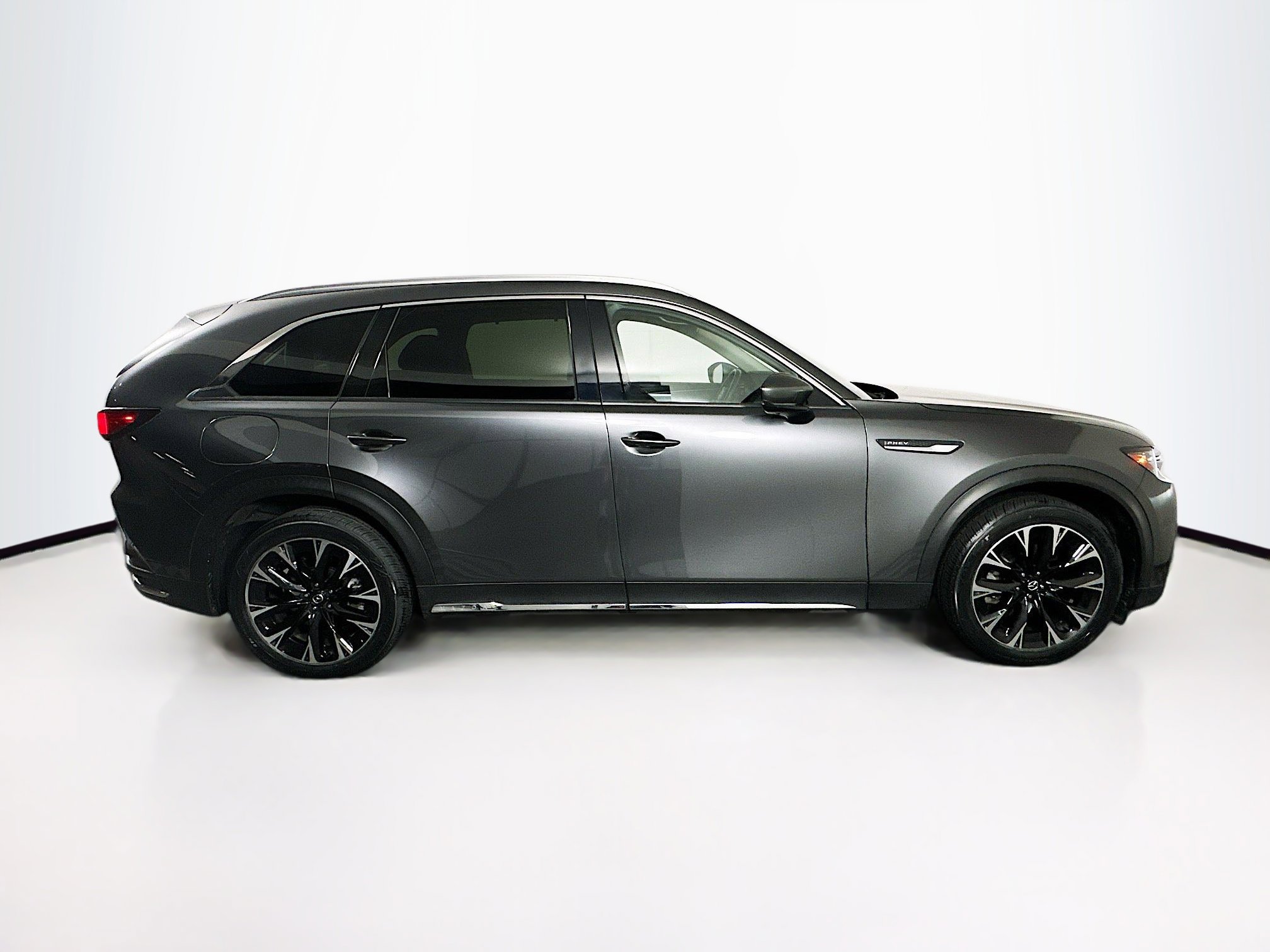 Used 2024 MAZDA CX-90 Plug-In Hybrid w/ Premium Pkg image 10
