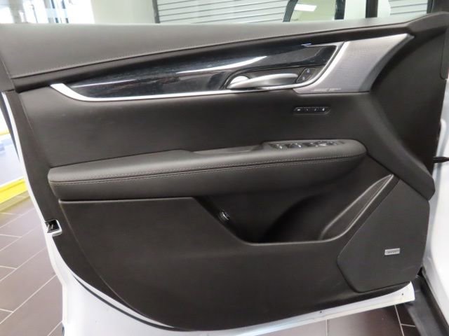 Certified 2025 Cadillac XT5 Premium Luxury image 10