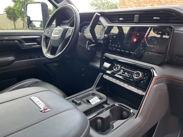 Used 2024 GMC Sierra 2500 AT4 w/ AT4 Premium Plus Package AWD/4WD image 30