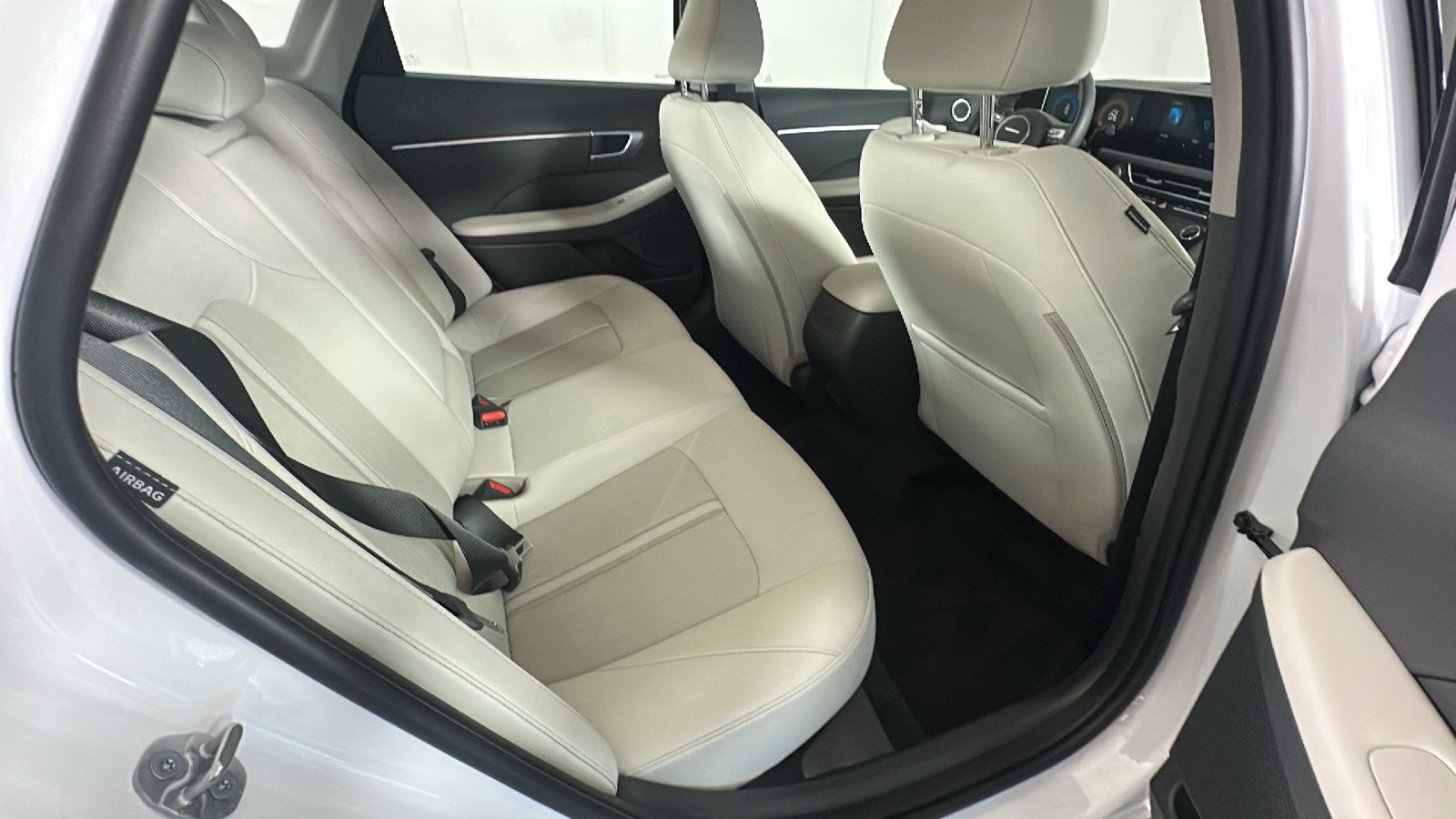 Certified 2026 Hyundai Sonata SEL FWD image 34