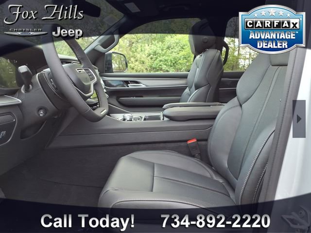 New 2026 Jeep Grand Wagoneer L Limited AWD/4WD image 16
