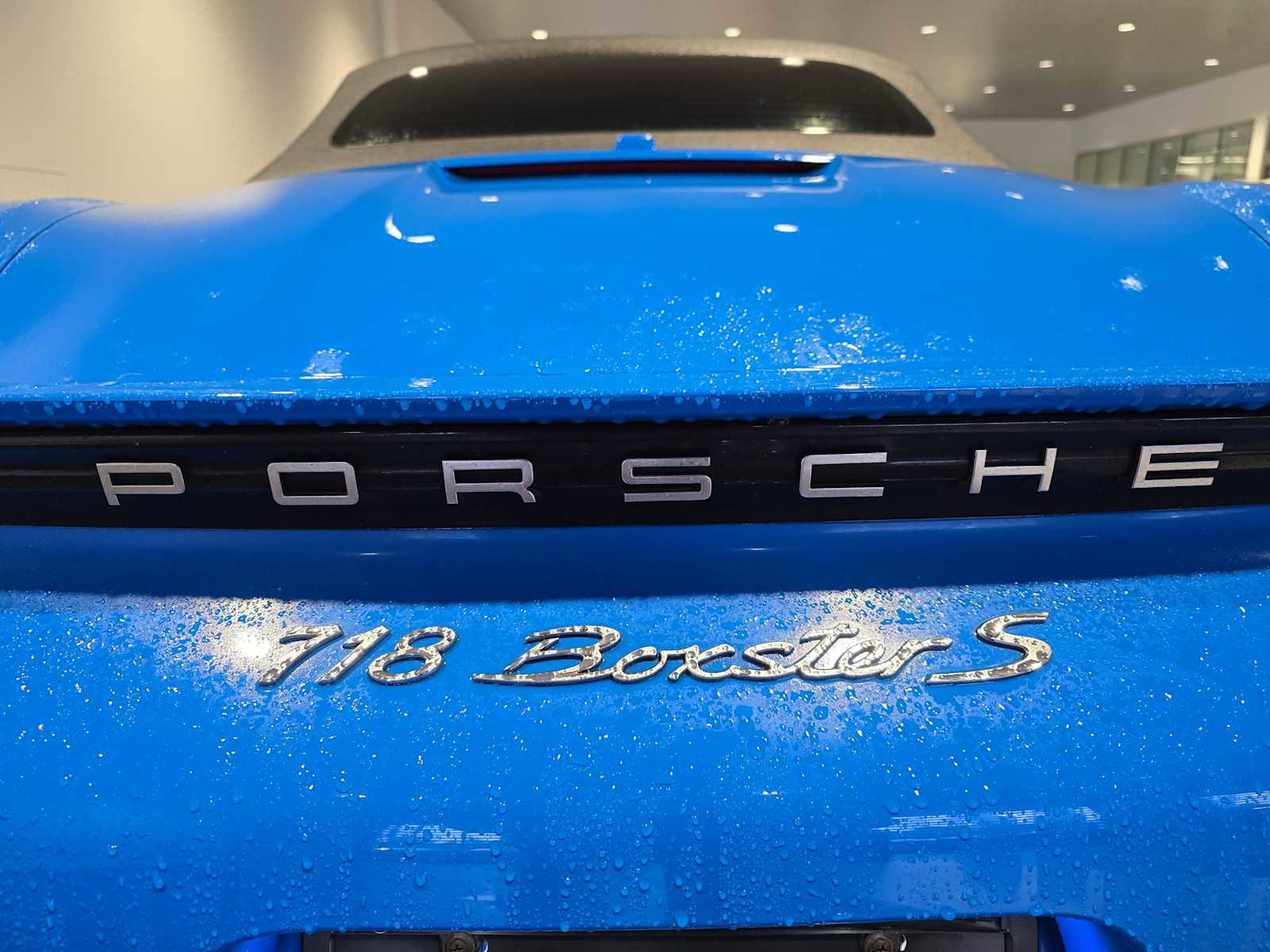 Used 2024 Porsche 718 Boxster S RWD image 15