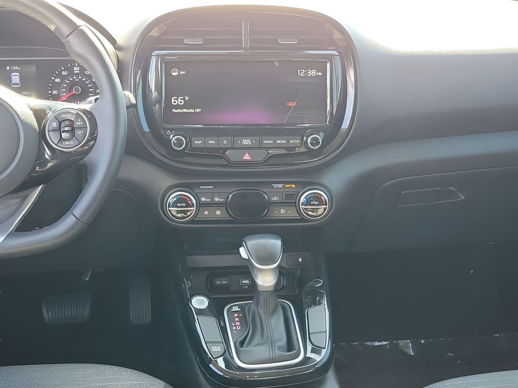 Used 2022 Kia Soul GT-Line image 18
