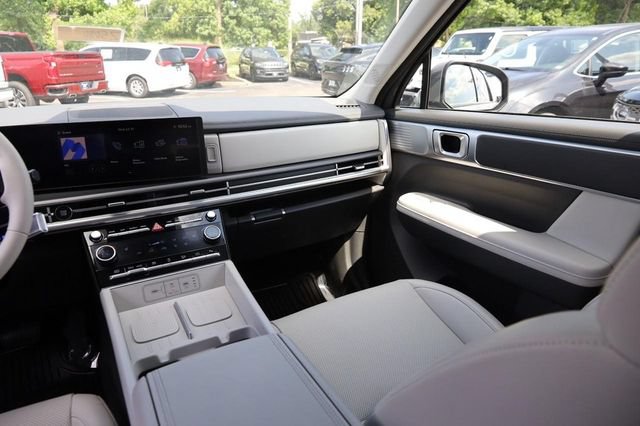 Used 2026 Hyundai Santa Fe SEL AWD/4WD image 29