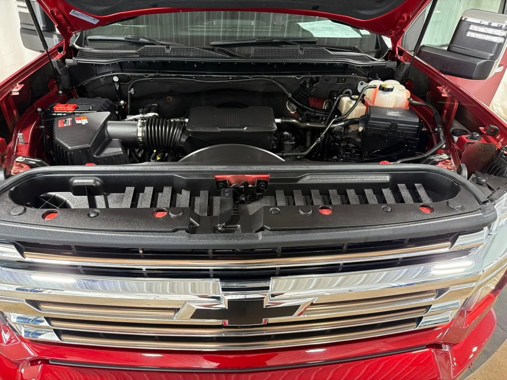 Certified 2022 Chevrolet Silverado 2500 High Country w/ Technology Package AWD/4WD image 43