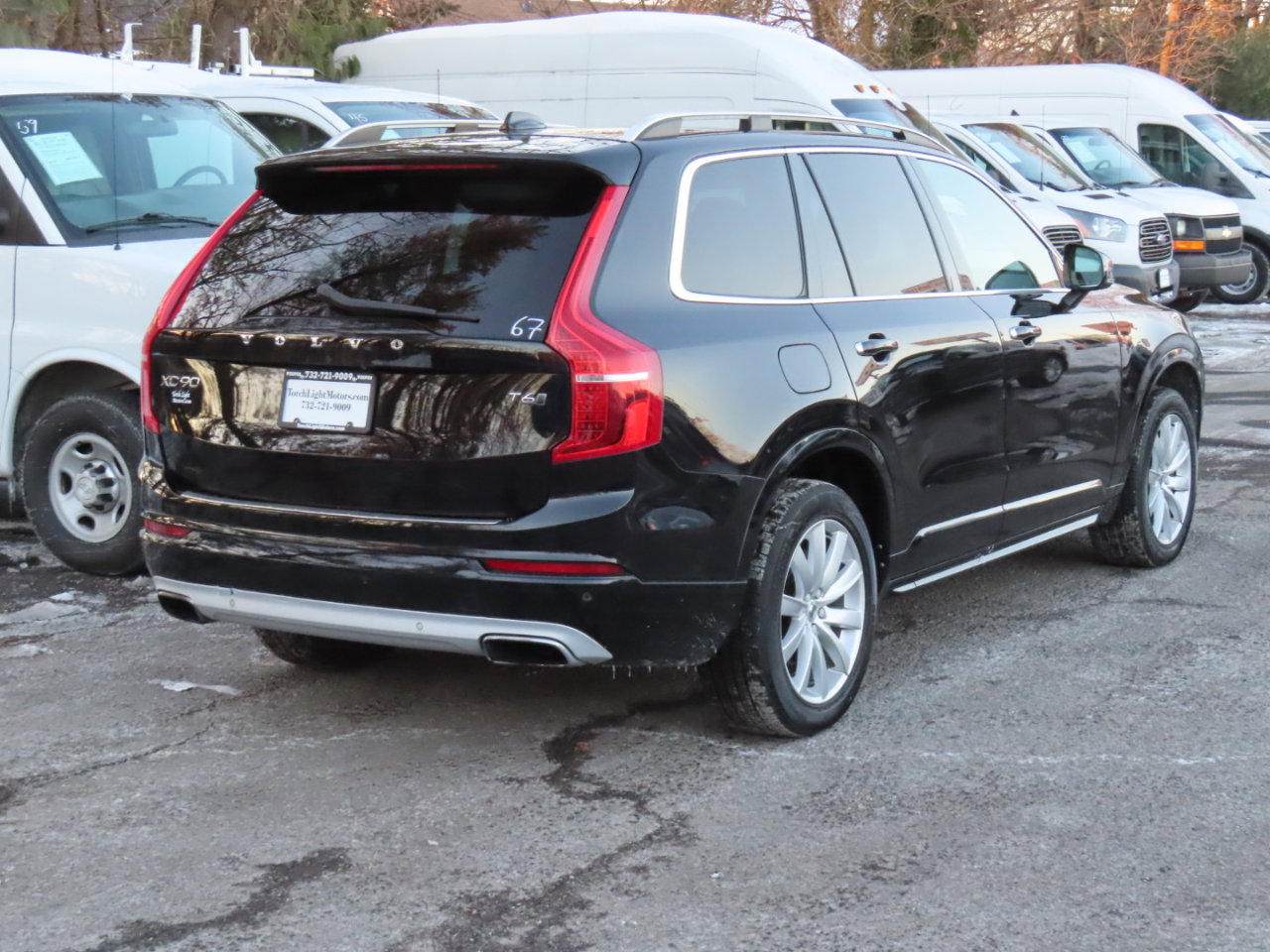 Used 2016 Volvo XC90 T6 Momentum w/ Momentum Plus Package image 4