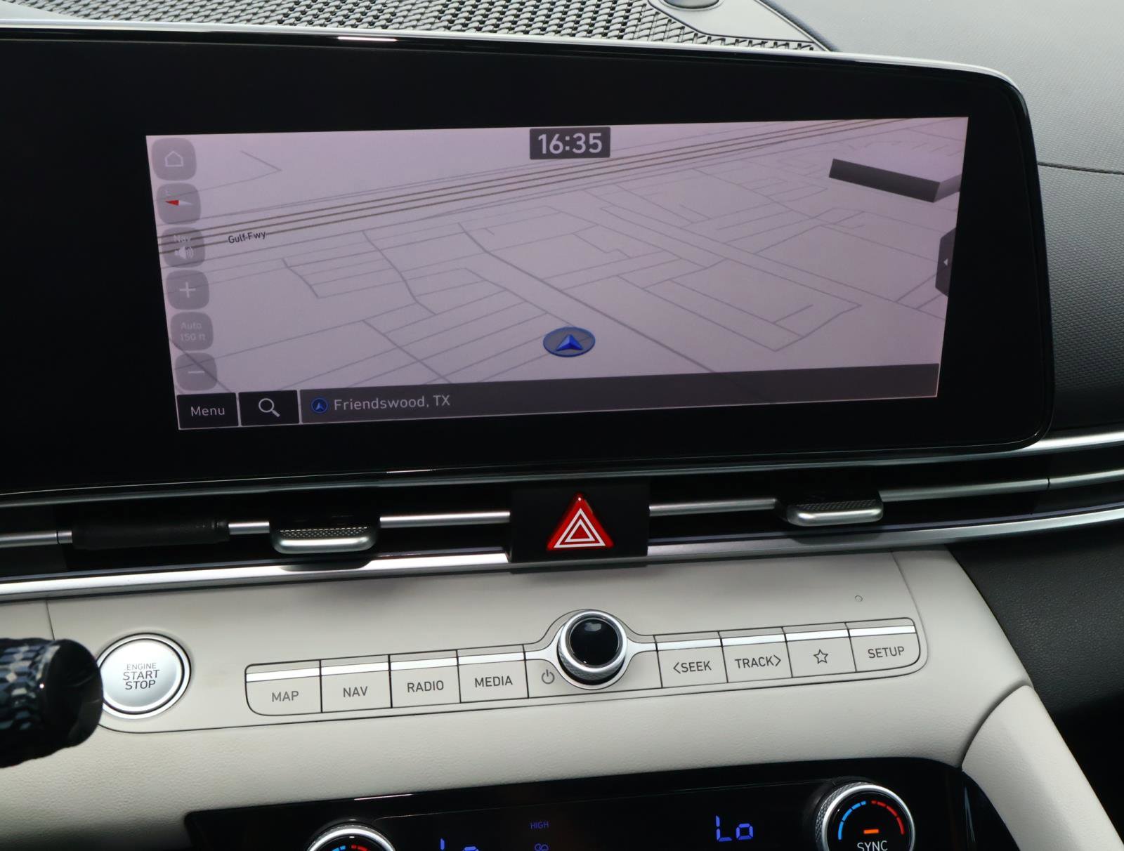 Used 2023 Hyundai Elantra Limited FWD image 19