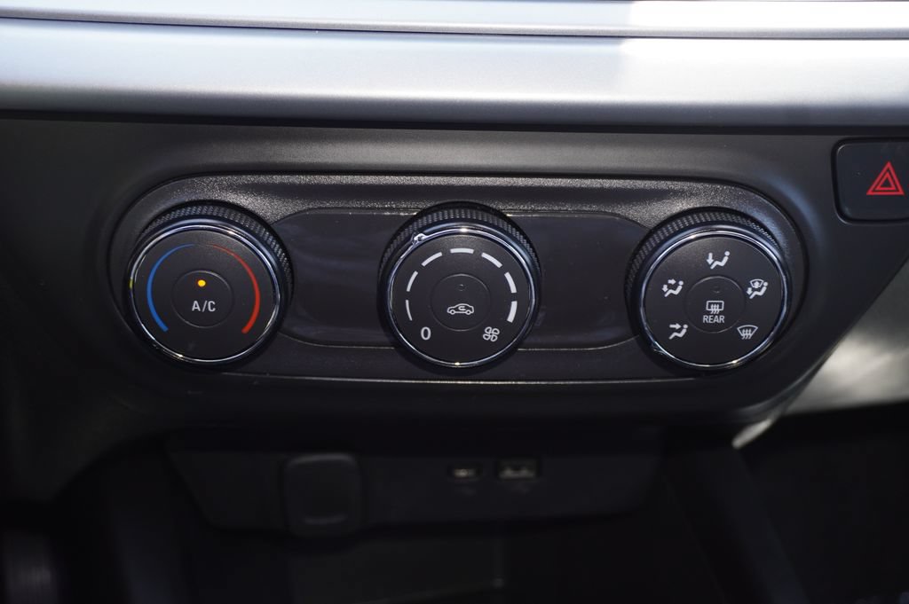 Used 2025 Chevrolet Trax LS FWD image 15