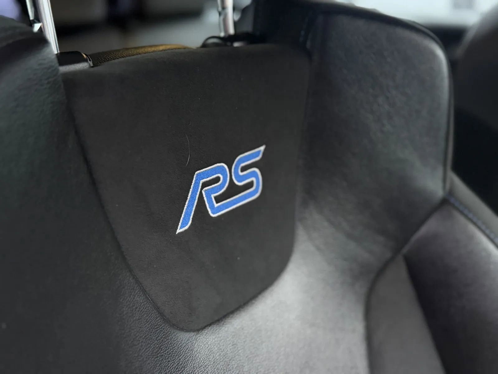 Used 2016 Ford Focus RS image 39