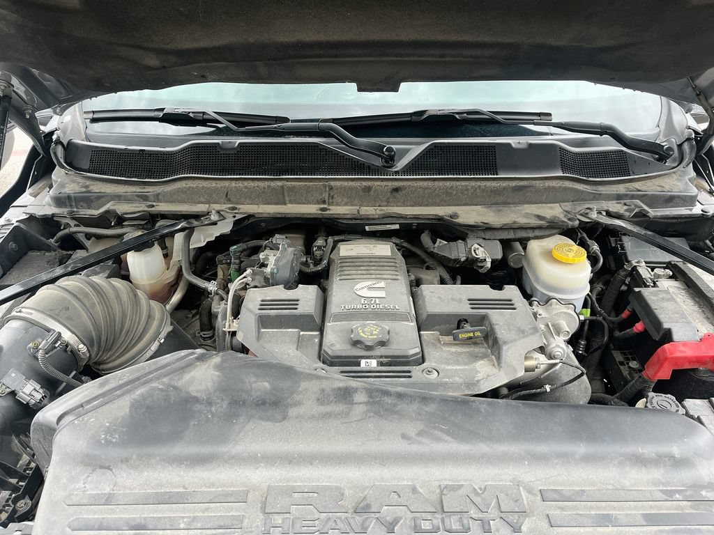 Used 2024 RAM 3500 Tradesman w/ Chrome Appearance Group AWD/4WD image 28