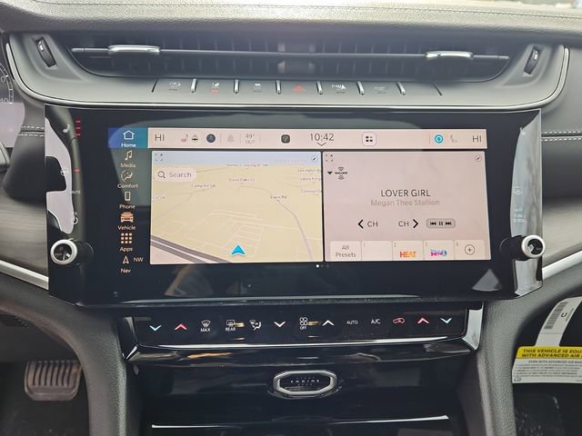 New 2026 Jeep Grand Cherokee Altitude RWD image 18