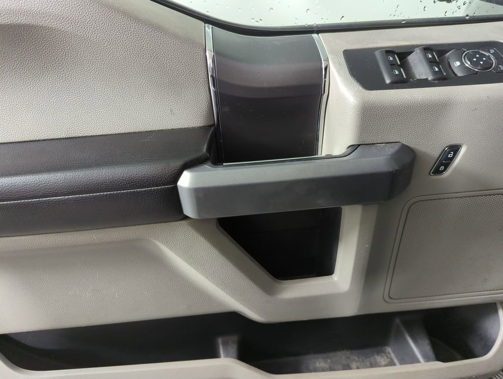Used 2018 Ford F150 XLT w/ Equipment Group 301A Mid image 9