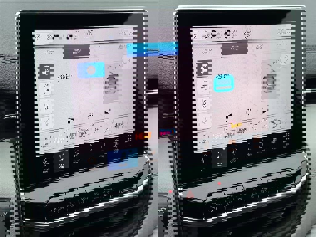 New 2026 Jeep Compass Limited w/ Sun, Sound & Navigation Group image 24