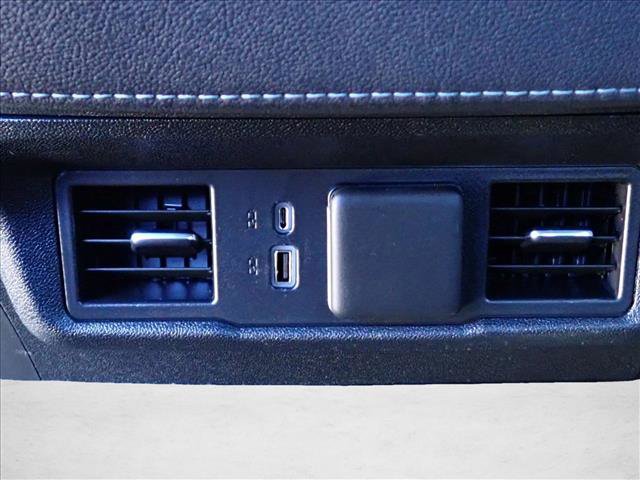 Used 2024 Chevrolet Silverado 1500 LT AWD/4WD image 10