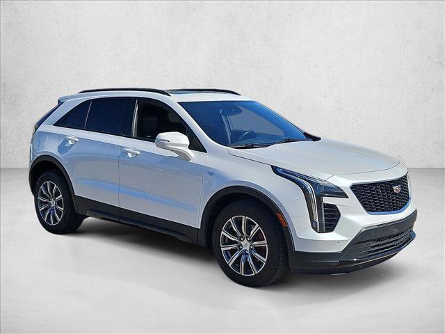 Used 2021 Cadillac XT4 Sport w/ Technology Package FWD image 3