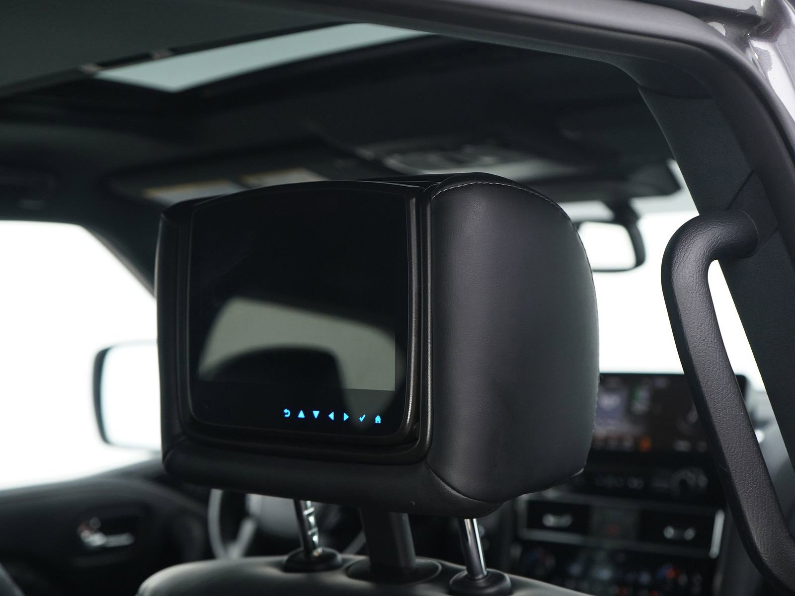 Used 2024 INFINITI QX80 Premium Select image 15