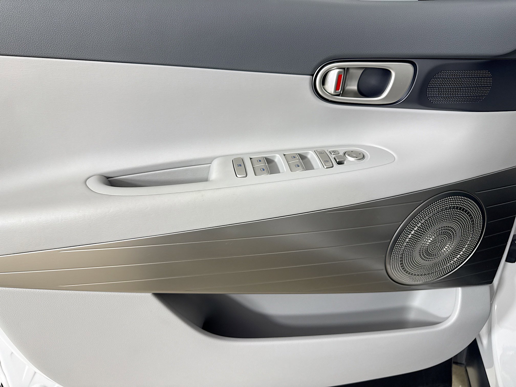 Used 2022 Hyundai Nexo Blue image 18