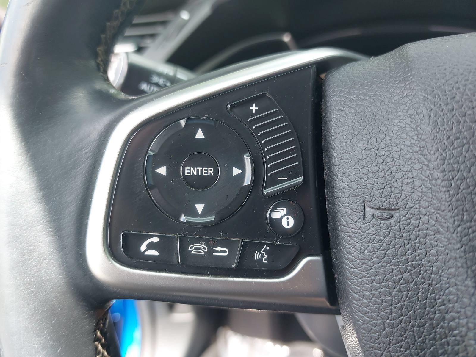 Used 2017 Honda Civic Touring image 16