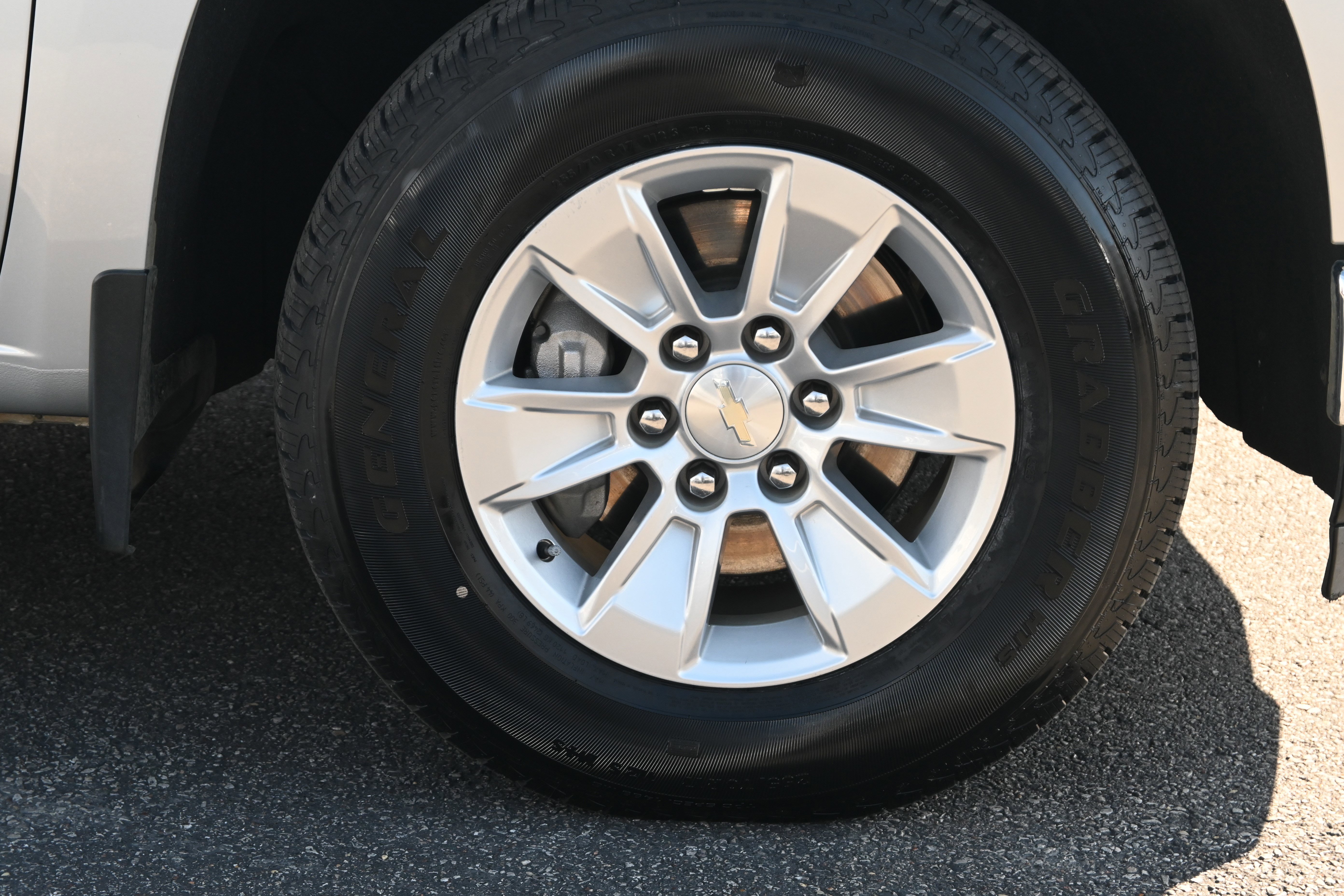 Used 2021 Chevrolet Silverado 1500 LT w/ LPO, Dark Essentials Package image 13