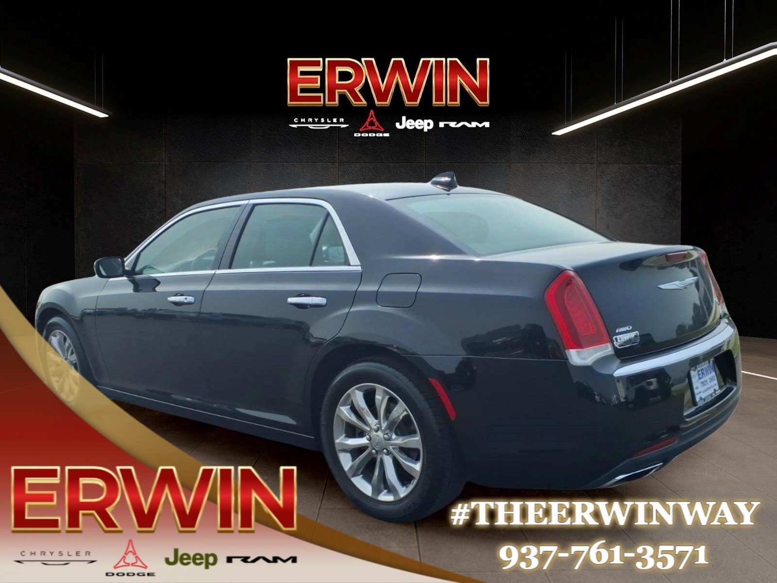 Used 2017 Chrysler 300 C AWD/4WD image 5