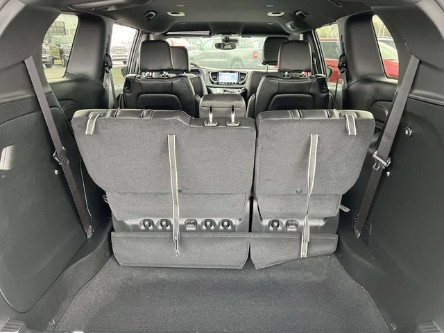New 2026 Chrysler Pacifica Select w/ S Appearance Package AWD/4WD image 7