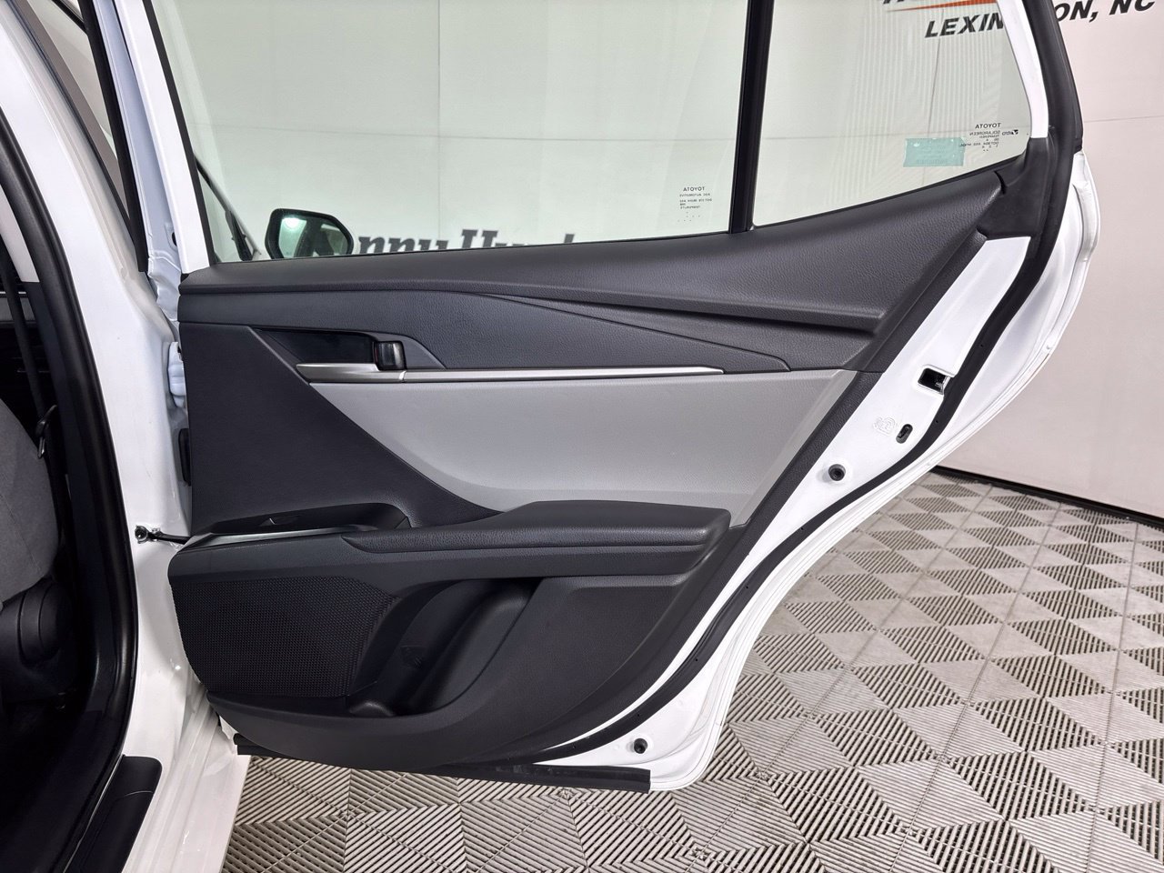 Used 2025 Toyota Camry LE w/ Convenience Package FWD image 24