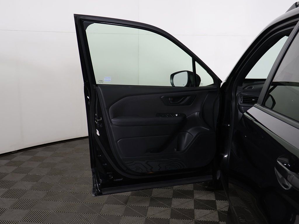 Used 2025 Subaru Forester Premium image 19