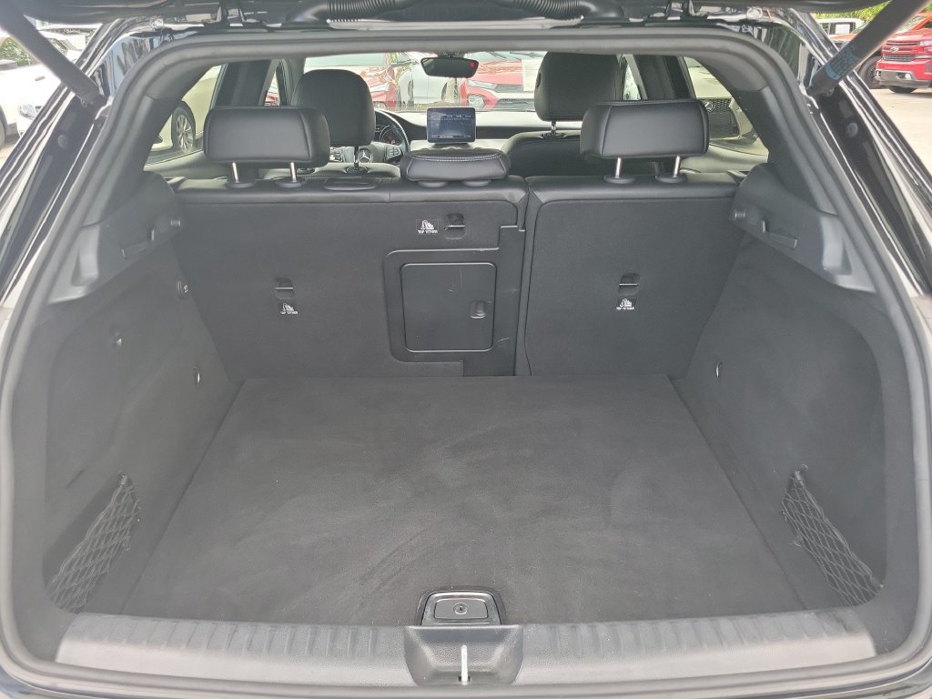 Used 2019 Mercedes-Benz GLA 250 image 13